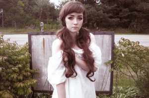 nicole-dollanganger-press-2015-billboard-650