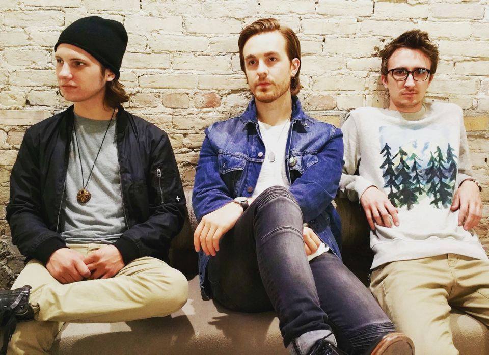 11037104_477847182401801_7511555335243688971_n-1