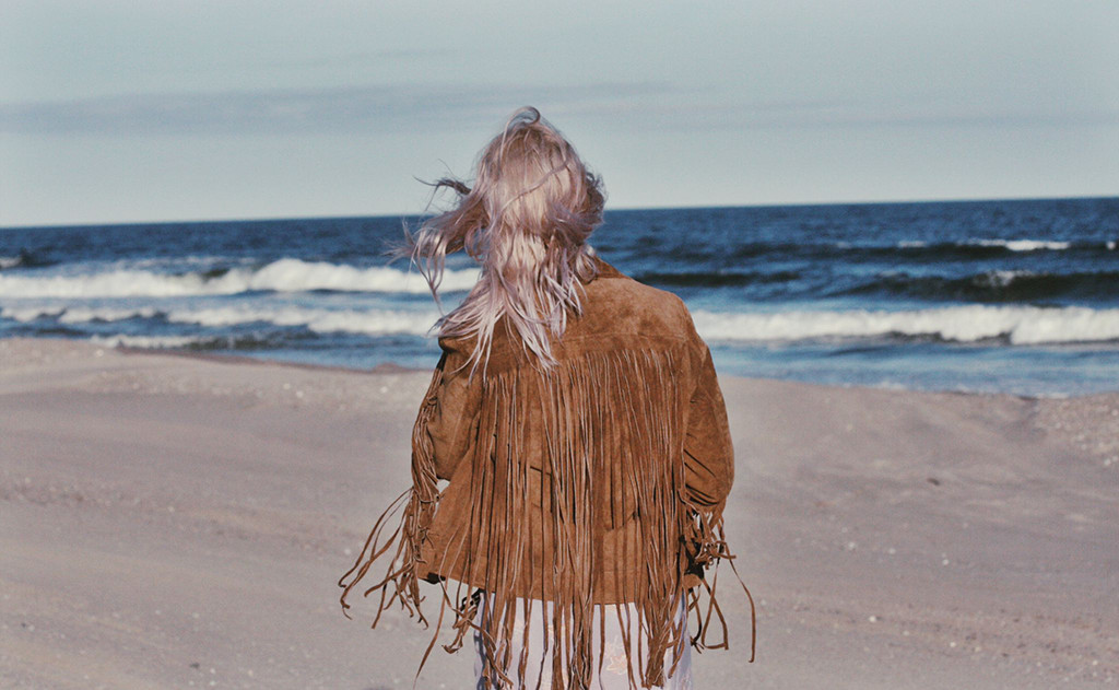 gold child press photo